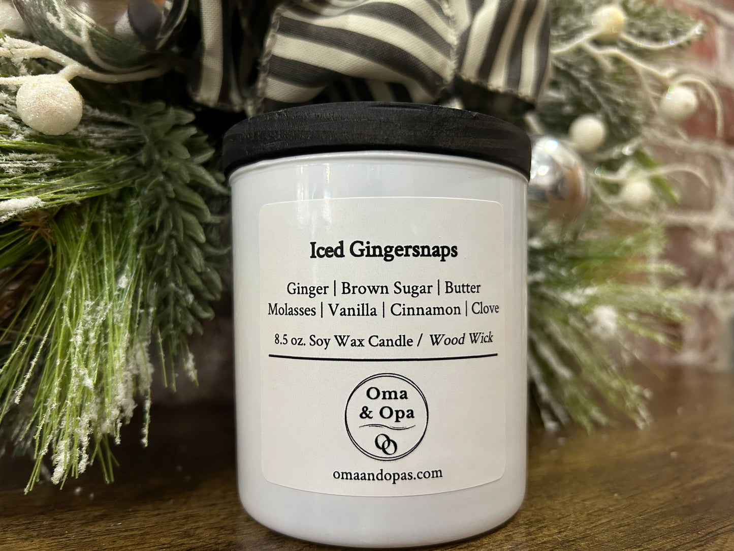 Iced Gingersnaps Candle 8.5 oz Candle