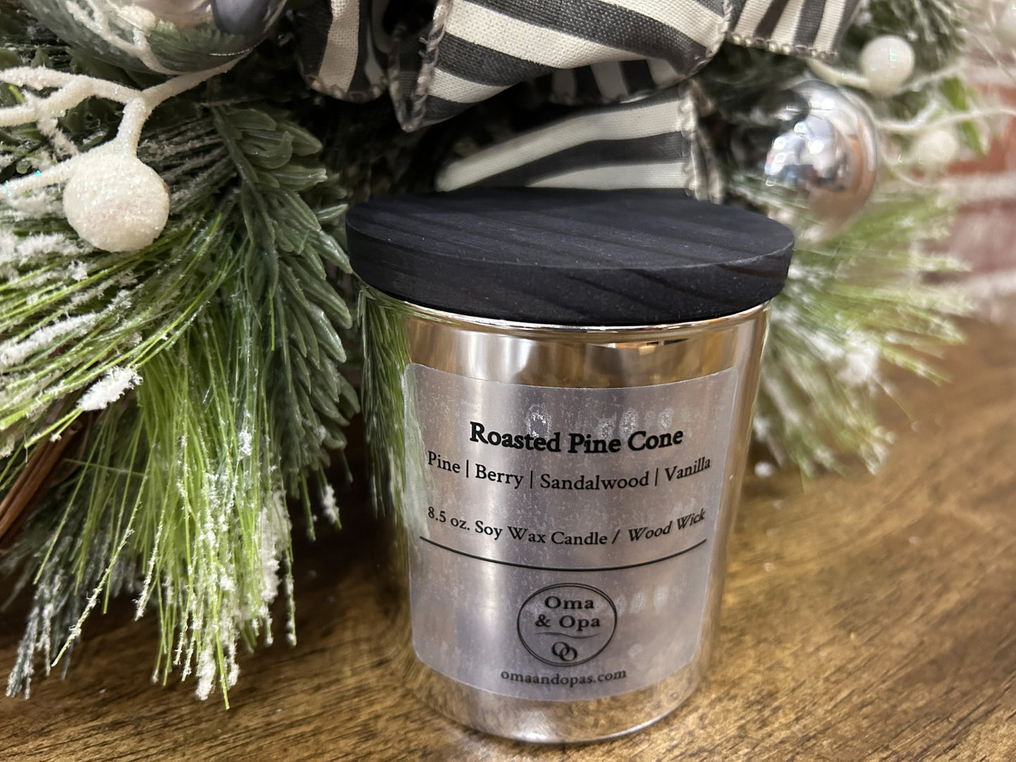 Roasted Pine Cone 8.5 oz Candle